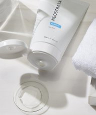 NEOSTRATA - gel pro mastnou pleť Gel Plus 125 ml