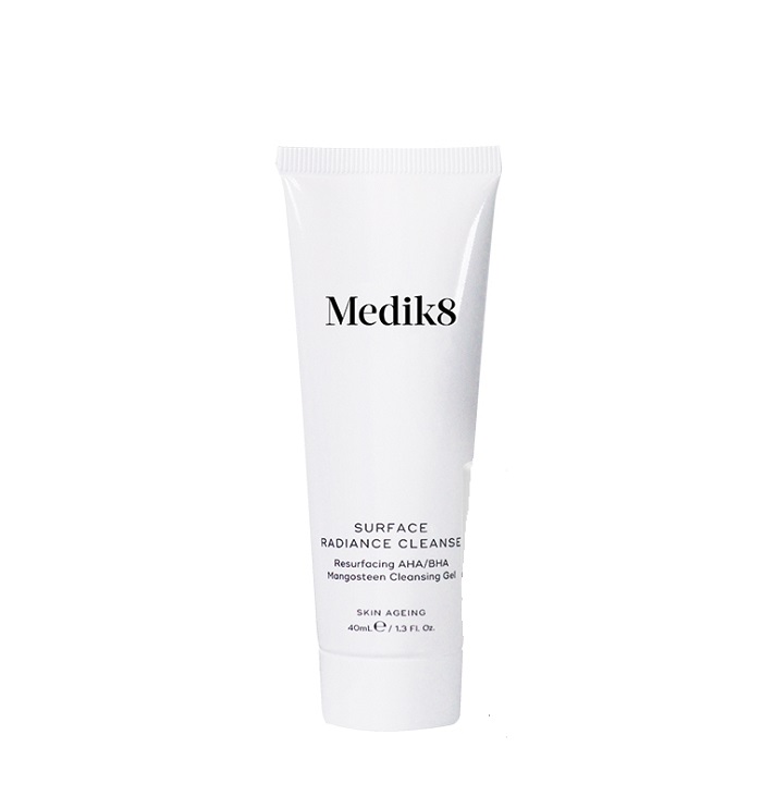 MEDIK8 gel pro čištění pleti - Surface Radiance Cleanse 40 ml