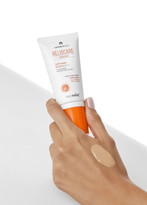 HELIOCARE tónovaný gelkrém SPF50 odstín: Light 50 ml