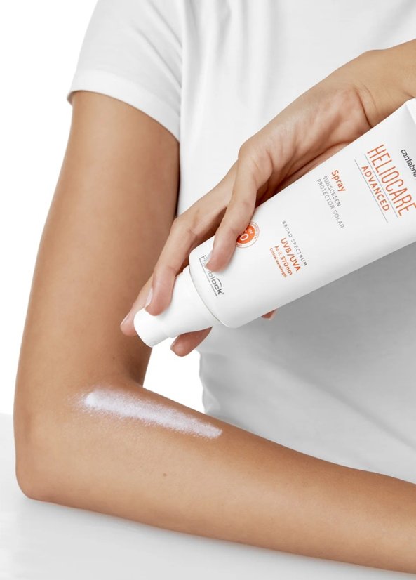 HELIOCARE opalovací sprej - Advanced Spray SPF 50