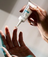 NEOSTRATA - zvláčňující oční krém na vrásky Eye Cream 15 g