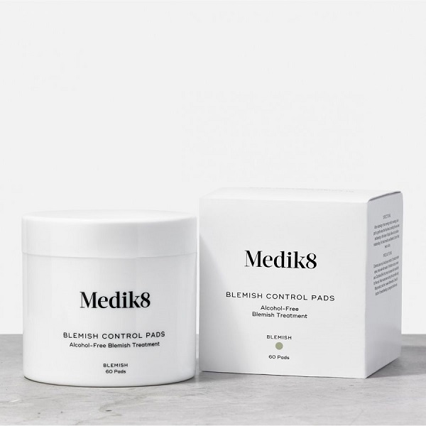 MEDIK8 polštářky pro čištění akné - Blemish Pads 60 ks
